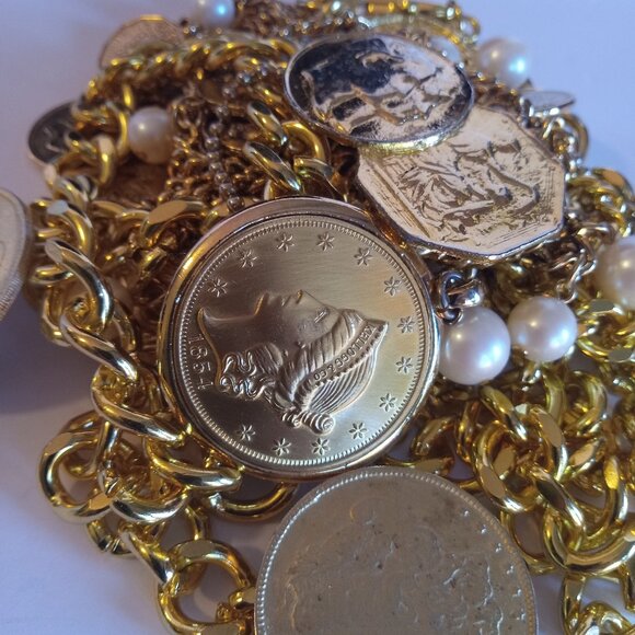 Pirate Worthy Vintage Gold-Tone Faux Coin Jewelry Lot - Belt, Necklace, etc - Picture 9 of 10